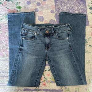 AMERICAN EAGLE LIGHT WASH BOOTCUT JEANS